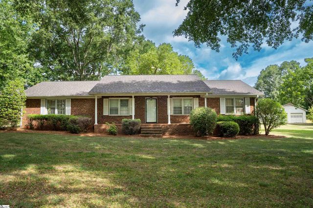 551 Riveroak Road, Inman, SC 29349