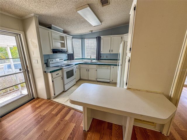 8431 MADISON STREET, Brooksville, FL 34613