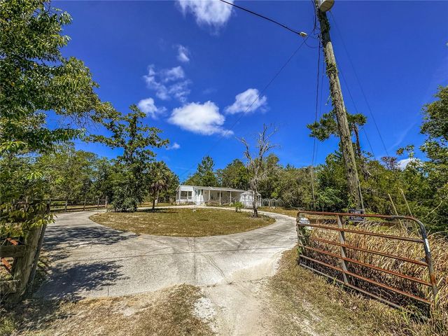 8431 MADISON STREET, Brooksville, FL 34613