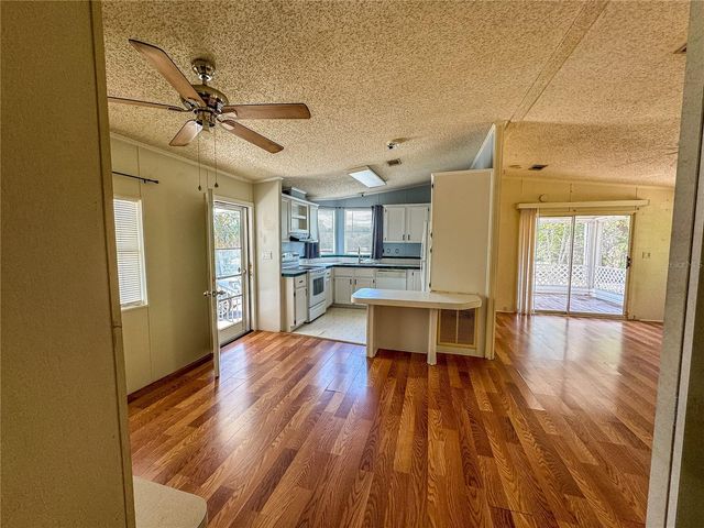 8431 MADISON STREET, Brooksville, FL 34613