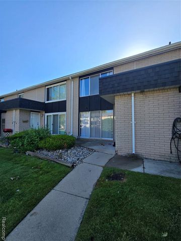 30107 Lorraine Avenue 4, Warren, MI 48093