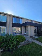 30107 Lorraine Avenue 4, Warren, MI 48093