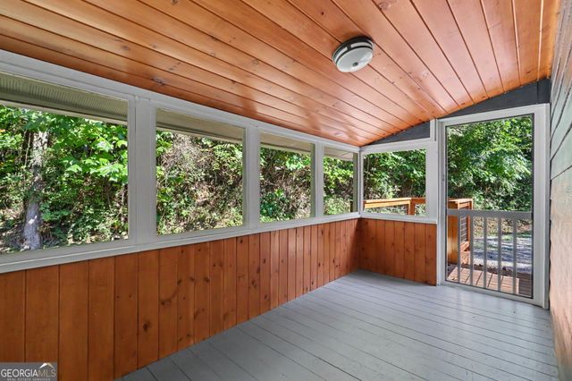 5093 Wolffork Road, Rabun Gap, GA 30568