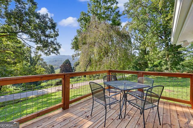 5093 Wolffork Road, Rabun Gap, GA 30568