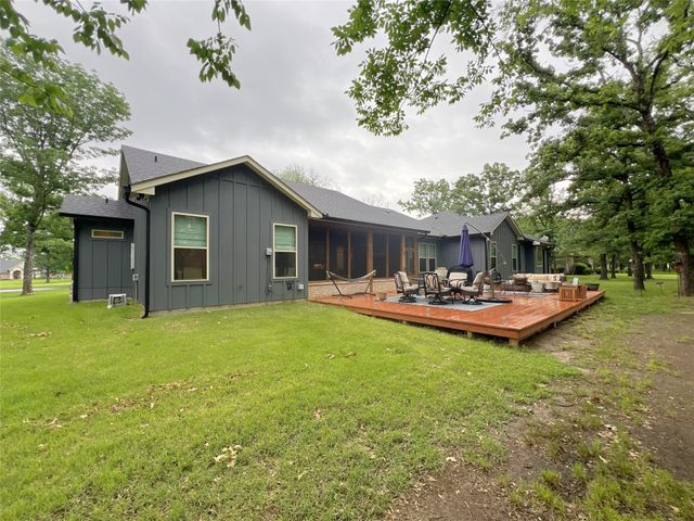 297 Private Road 5982, Yantis, TX 75497