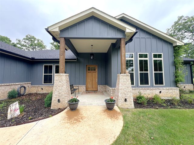 297 Private Road 5982, Yantis, TX 75497