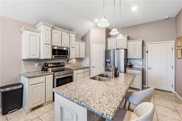 321 Grand Canyon Street, Edinburg, TX 78541