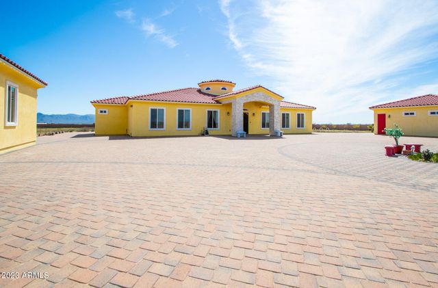 24235 W PINNACLE VISTA Lane, Wittmann, AZ 85361