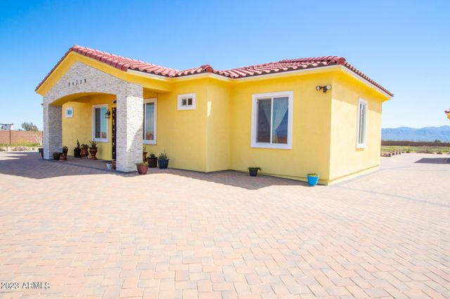 24235 W PINNACLE VISTA Lane, Wittmann, AZ 85361