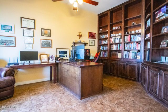 24235 W PINNACLE VISTA Lane, Wittmann, AZ 85361