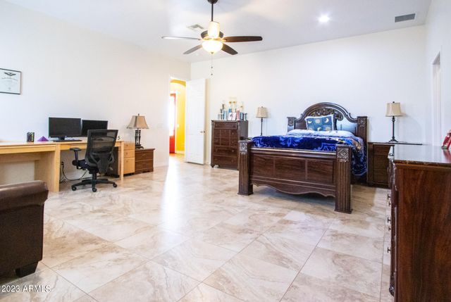 24235 W PINNACLE VISTA Lane, Wittmann, AZ 85361