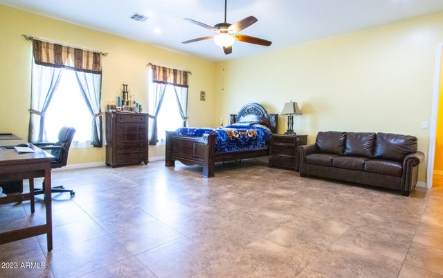 24235 W PINNACLE VISTA Lane, Wittmann, AZ 85361