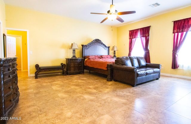 24235 W PINNACLE VISTA Lane, Wittmann, AZ 85361