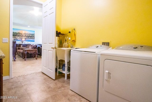 24235 W PINNACLE VISTA Lane, Wittmann, AZ 85361