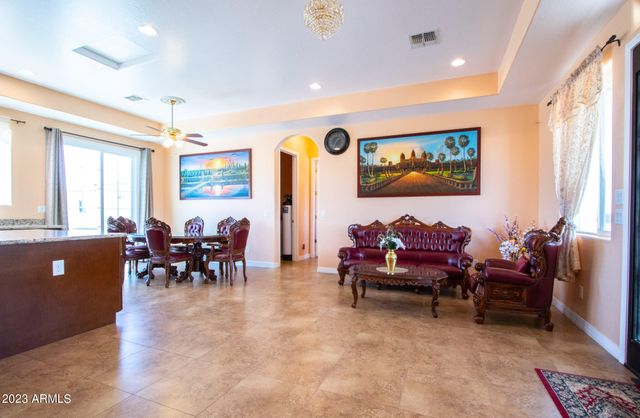 24235 W PINNACLE VISTA Lane, Wittmann, AZ 85361