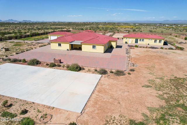 24235 W PINNACLE VISTA Lane, Wittmann, AZ 85361