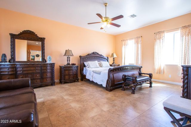 24235 W PINNACLE VISTA Lane, Wittmann, AZ 85361