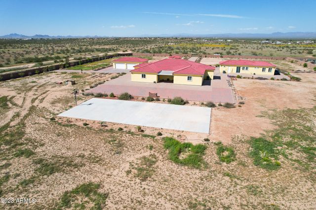 24235 W PINNACLE VISTA Lane, Wittmann, AZ 85361