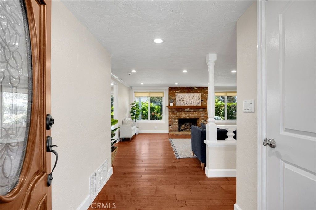 Image 4 of property listing at 226 San Carlos Way, Placentia, CA 92870