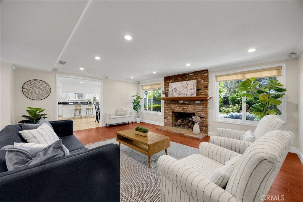 Image 7 of property listing at 226 San Carlos Way, Placentia, CA 92870