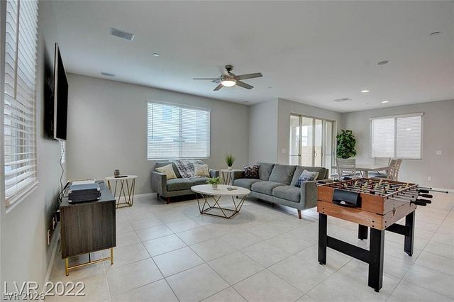 340 Andy Wheeler Drive, Henderson, NV 89011
