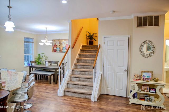 7 Leshyk Drive, Parlin, NJ 08859