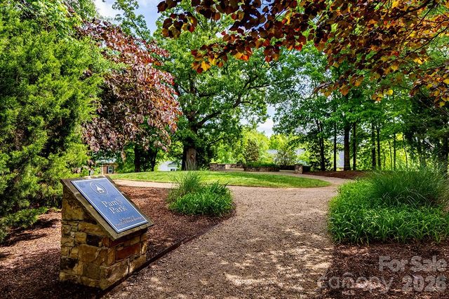 14105 Wild Goose Chase Road 61, Huntersville, NC 28078