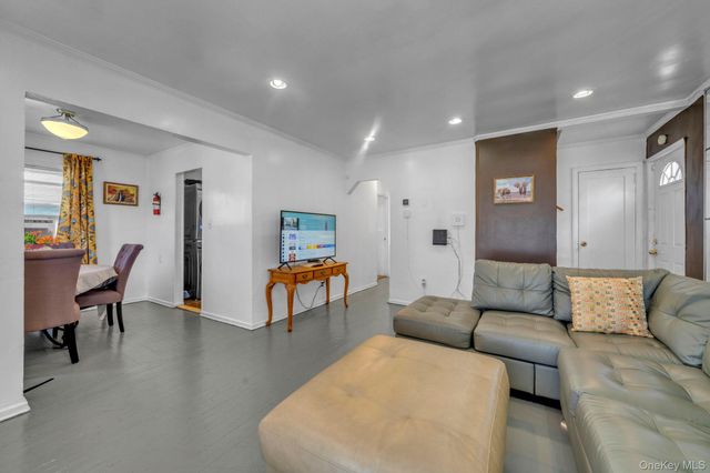 195 Alabama Avenue, Hempstead, NY 11550