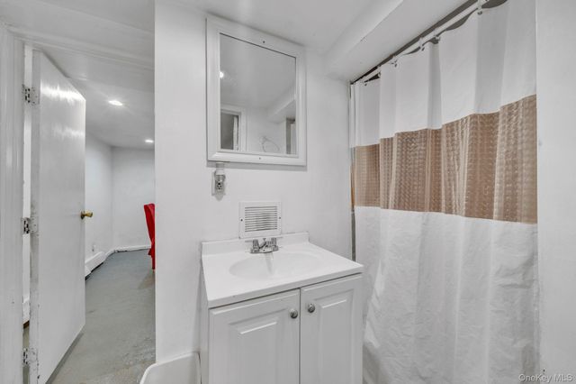 195 Alabama Avenue, Hempstead, NY 11550