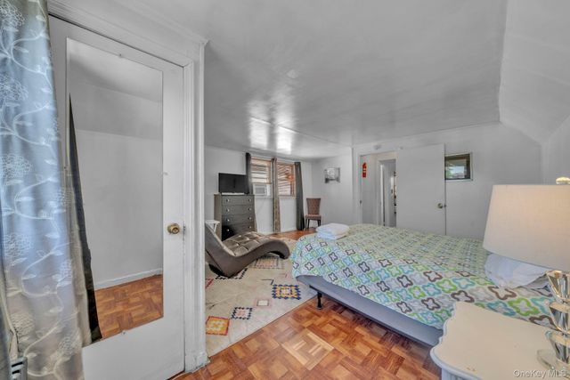 195 Alabama Avenue, Hempstead, NY 11550