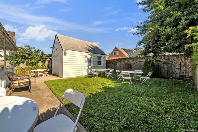 195 Alabama Avenue, Hempstead, NY 11550