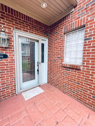 111 Avalon Path, Georgetown, KY 40324