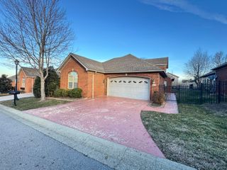 111 Avalon Path, Georgetown, KY 40324