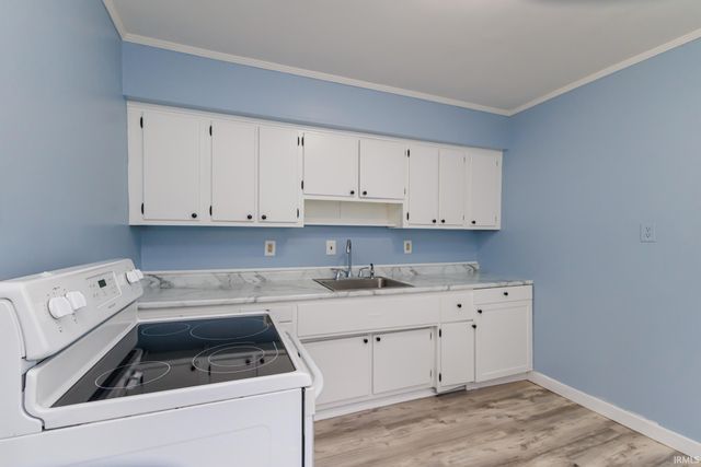 3007 S Monroe Drive, Muncie, IN 47302