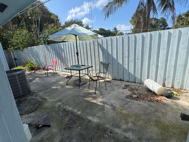 1869 Windsor Drive 1869, North Palm Beach, FL 33408