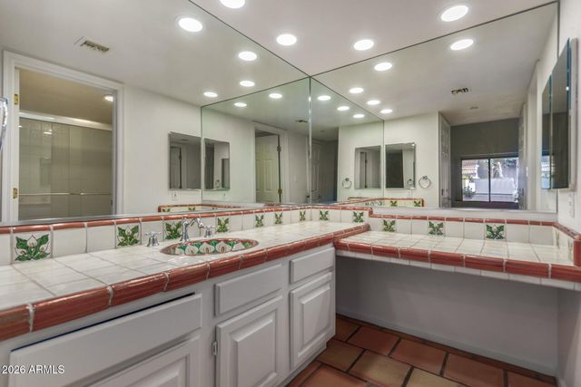 4200 N MILLER Road 117, Scottsdale, AZ 85251