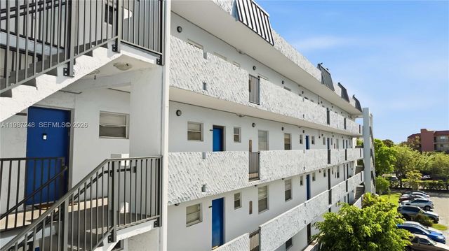 7521 NW 16th St 4307, Plantation, FL 33313