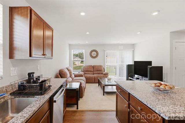 620 Grandiflora Avenue, Lancaster, SC 29720