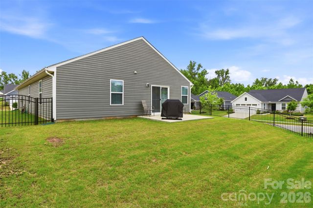 620 Grandiflora Avenue, Lancaster, SC 29720