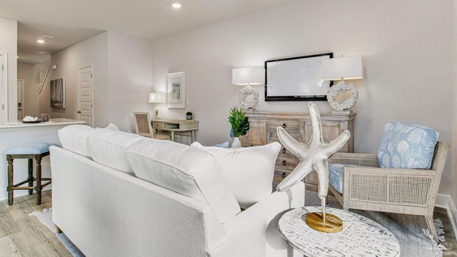 2637 Cliff Hollow Cir, Gulf Breeze, FL 32563