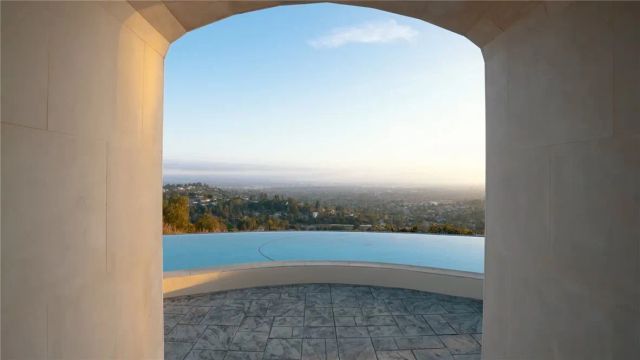 10219 Sunrise Lane, North Tustin, CA 92705