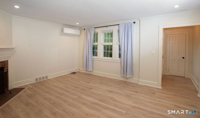 40 Unit B Seminary Street, New Canaan, CT 06840
