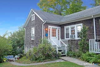 40 Unit B Seminary Street, New Canaan, CT 06840