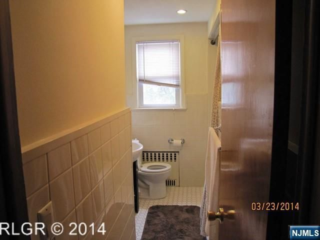 298 LUDDINGTON Avenue 2nd Floor, Clifton, NJ 07011