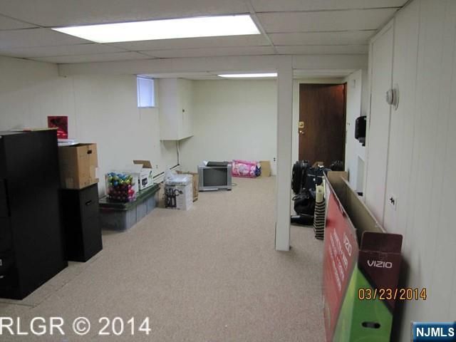 298 LUDDINGTON Avenue 2nd Floor, Clifton, NJ 07011