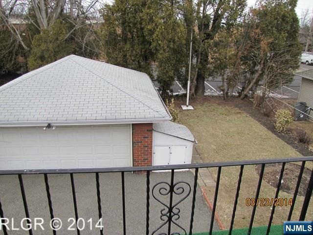 298 LUDDINGTON Avenue 2nd Floor, Clifton, NJ 07011