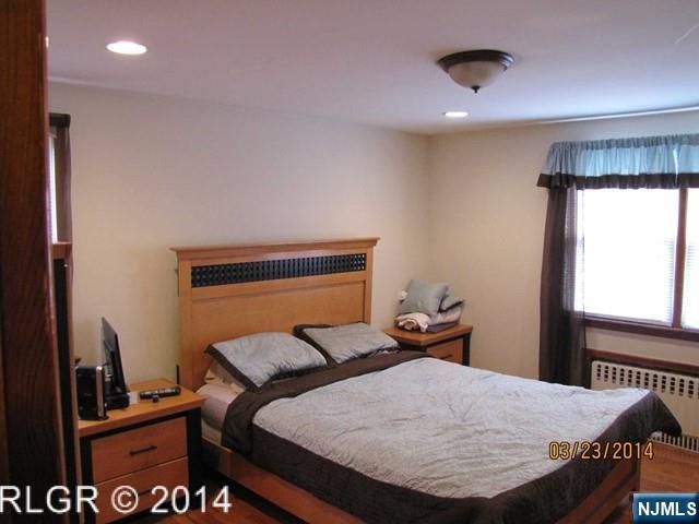 298 LUDDINGTON Avenue 2nd Floor, Clifton, NJ 07011