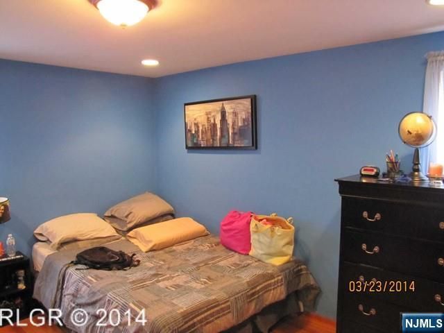 298 LUDDINGTON Avenue 2nd Floor, Clifton, NJ 07011