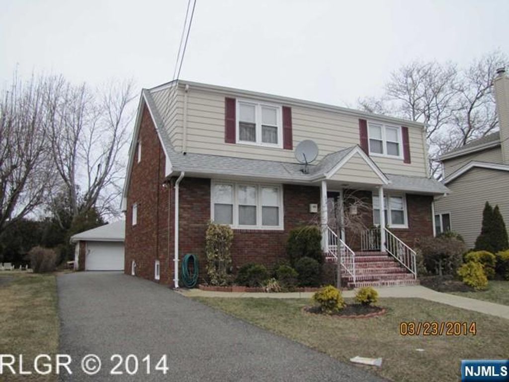 298 LUDDINGTON Avenue 2nd Floor, Clifton, NJ 07011