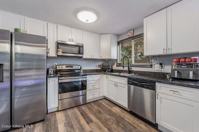 3219 E 19TH AVE, Spokane, WA 99223
